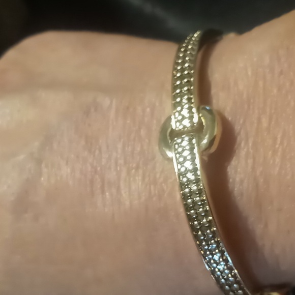 2 bracelets Gold & Silver tone expandable faux turquoise & hammered - Picture 6 of 9